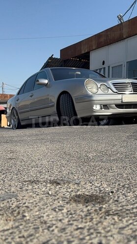 Mercedes E 240 1999, 360,000 km - 2.4 l - Bakı