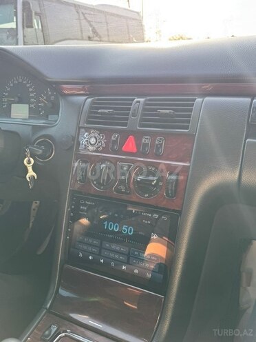 Mercedes E 240 1999, 360,000 km - 2.4 l - Bakı