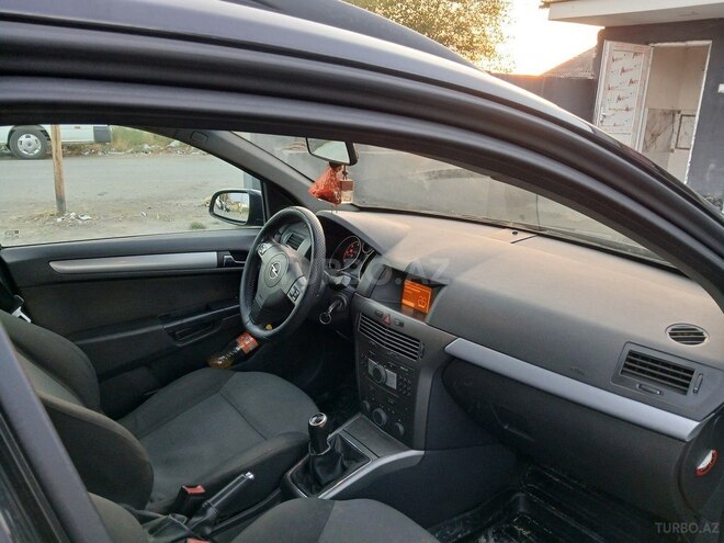 Opel Astra 2006, 256,351 km - 1.3 l - Şirvan