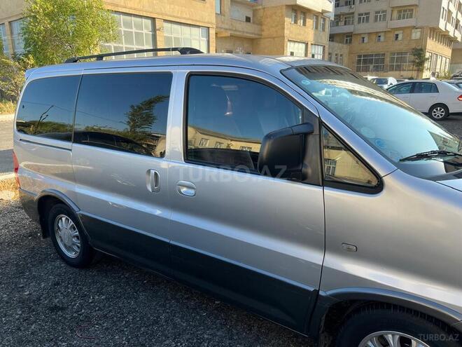 Hyundai H-1 2013, 400,000 km - 2.4 l - Bakı