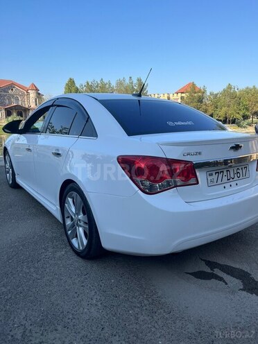 Chevrolet Cruze 2013, 166,418 km - 1.4 л - Ucar