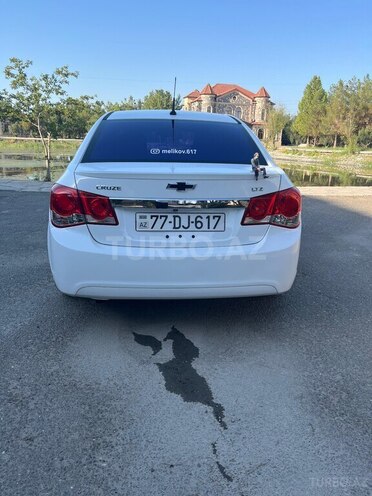 Chevrolet Cruze 2013, 166,418 km - 1.4 л - Ucar