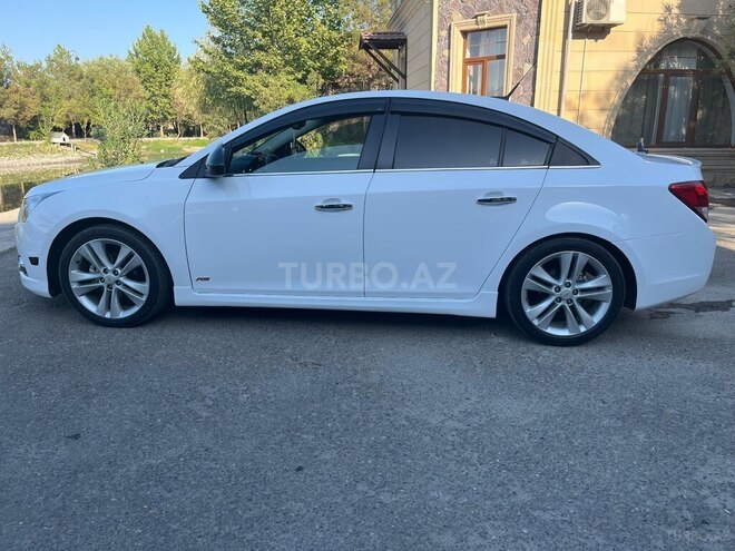 Chevrolet Cruze 2013, 166,418 km - 1.4 л - Ucar