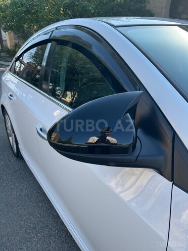 Chevrolet Cruze 2013, 166,418 km - 1.4 л - Ucar