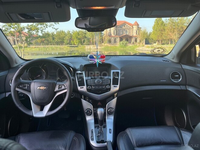 Chevrolet Cruze 2013, 166,418 km - 1.4 л - Ucar