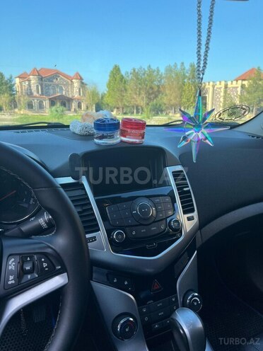 Chevrolet Cruze 2013, 166,418 km - 1.4 л - Ucar
