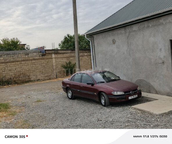 Opel Omega 1994, 287,546 km - 2.0 l - Masallı