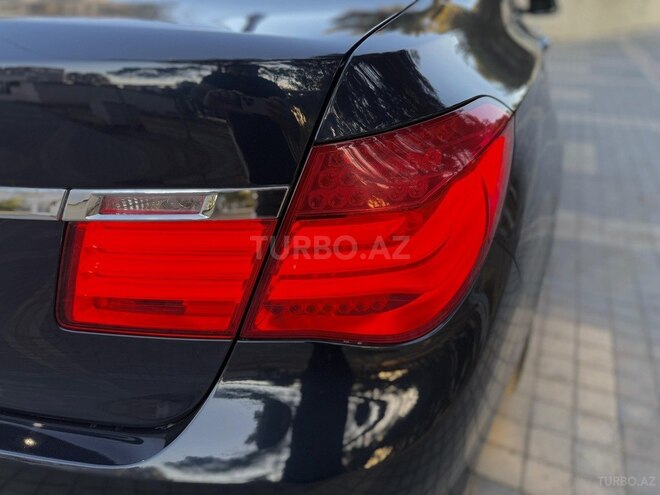 BMW 740 2010, 299,000 km - 3.0 l - Bakı