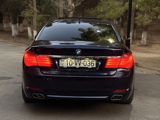 BMW 740 2010, 299,000 km - 3.0 l - Bakı