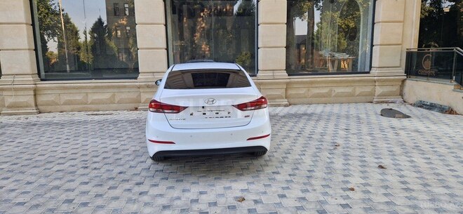 Hyundai Elantra 2016, 128,000 km - 1.6 л - Bərdə