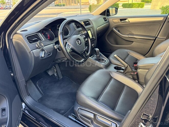 Volkswagen Jetta 2016, 113,800 km - 1.5 l - Bakı