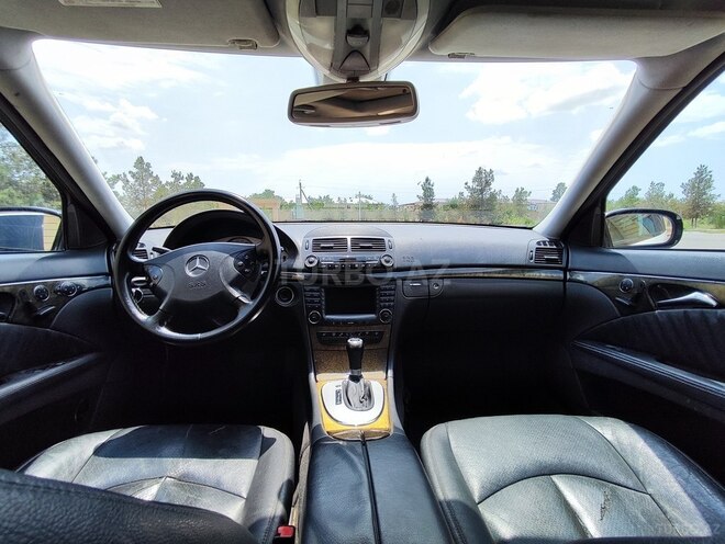 Mercedes E 320 2004, 279,586 km - 3.2 l - Bakı