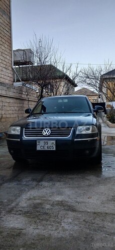 Volkswagen Passat 2004, 345,492 km - 1.8 l - Salyan
