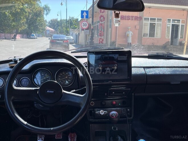 LADA (VAZ) 21011 1977, 999,999 km - 1.6 l - Qusar