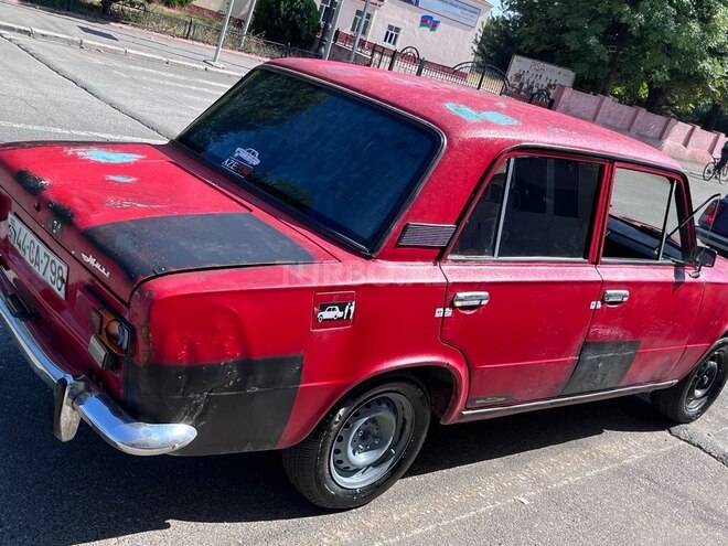 LADA (VAZ) 21011 1977, 999,999 km - 1.6 l - Qusar