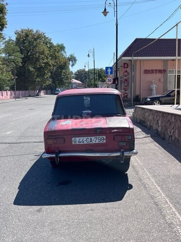 LADA (VAZ) 21011 1977, 999,999 km - 1.6 l - Qusar