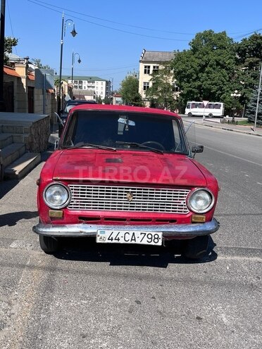 LADA (VAZ) 21011 1977, 999,999 km - 1.6 l - Qusar