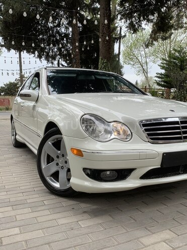Mercedes C 230 2006, 287,000 km - 2.5 л - Masallı