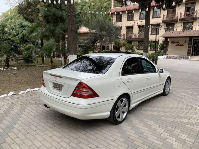 Mercedes C 230 2006, 287,000 km - 2.5 л - Masallı