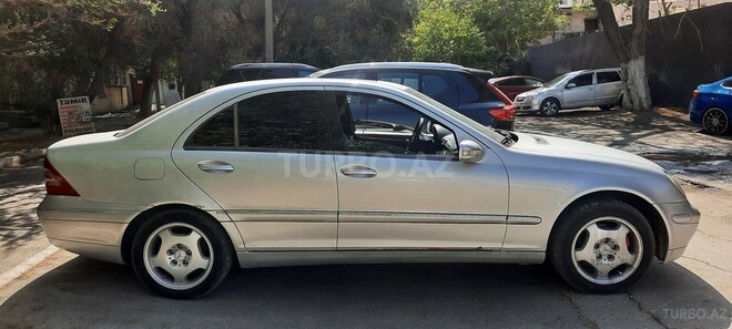 Mercedes C 240 2003, 210,000 km - 2.6 l - Bakı