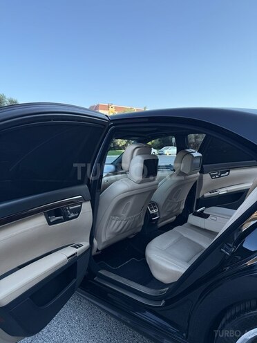 Mercedes S 500 4MATIC 2010, 147,000 km - 5.5 л - Bakı
