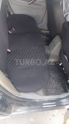 Volkswagen Passat 2004, 345,492 km - 1.8 l - Salyan