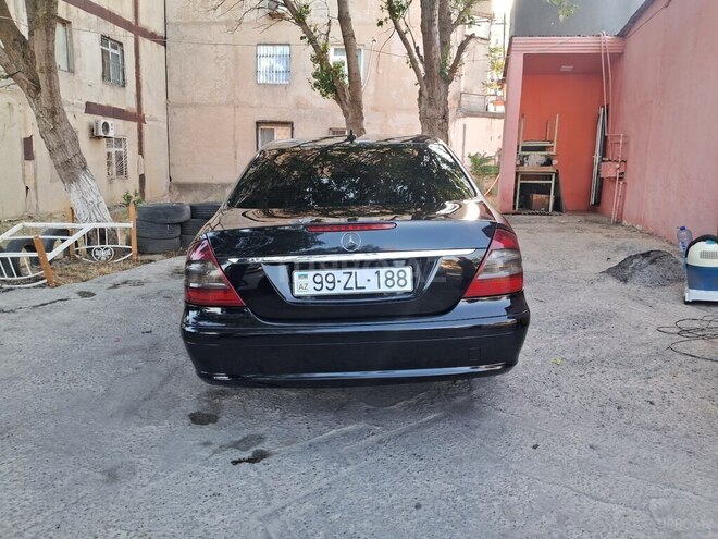 Mercedes E 220 2006, 358,000 km - 2.2 l - Bakı