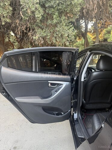 Hyundai Elantra 2013, 319,420 km - 1.8 l - Bakı