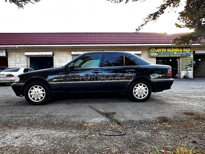 Mercedes C 240 1999, 313,131 km - 2.4 l - Beyləqan