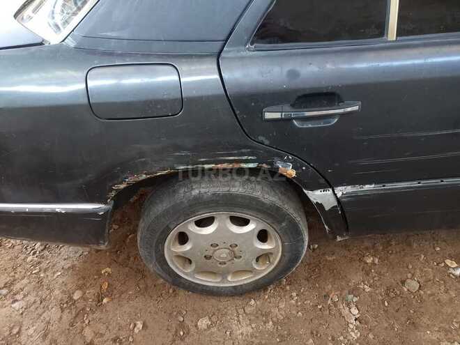 Mercedes E 200 1993, 400,000 km - 2.0 л - Sabirabad