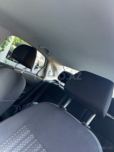 Volkswagen Polo 2015, 177,000 km - 1.6 l - Bakı