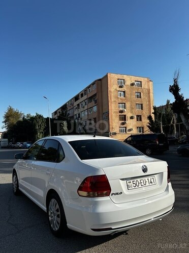Volkswagen Polo 2015, 177,000 km - 1.6 l - Bakı