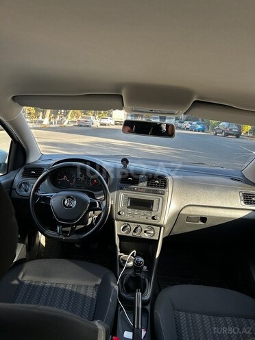 Volkswagen Polo 2015, 177,000 km - 1.6 l - Bakı