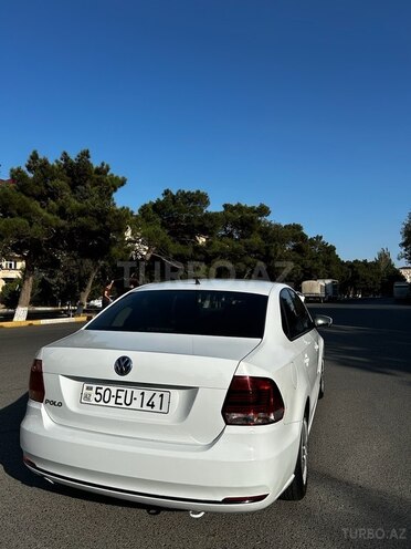 Volkswagen Polo 2015, 177,000 km - 1.6 l - Bakı