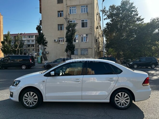 Volkswagen Polo 2015, 177,000 km - 1.6 l - Bakı