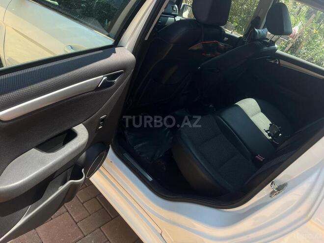 Mercedes B 180 2010, 131,136 km - 1.7 л - Bakı