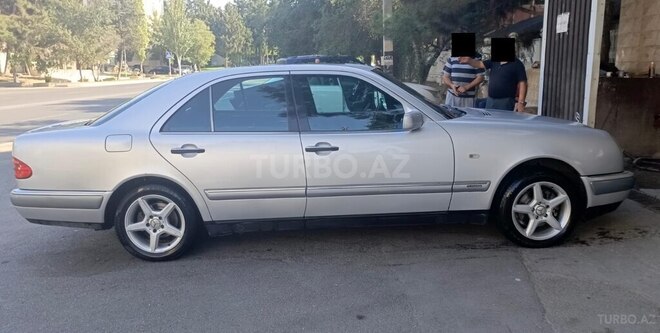 Mercedes E 200 1997, 350,000 km - 2.0 l - Bakı