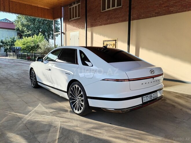 Hyundai Grandeur 2023, 15,000 km - 1.6 л - Masallı