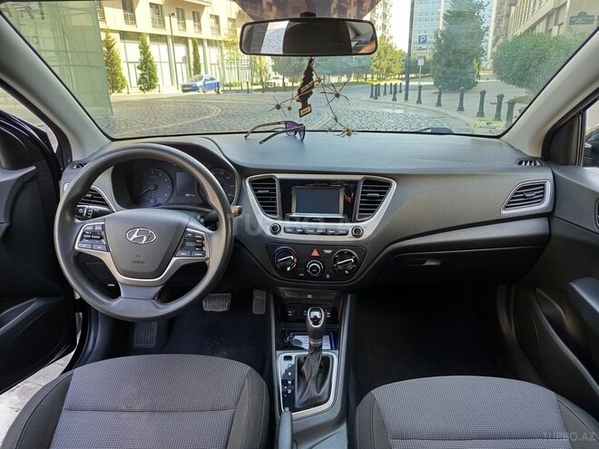 Hyundai Accent 2020, 133,576 km - 1.6 l - Bakı
