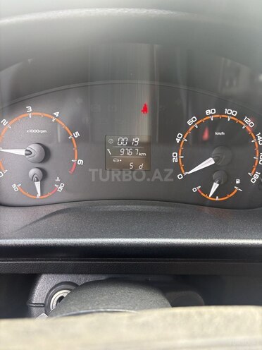 LADA (VAZ) Niva 2024, 9,800 km - 1.7 l - Gəncə