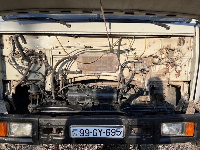 KamAz 54115 2004, 1,000,000 km - 11.0 l - Bərdə