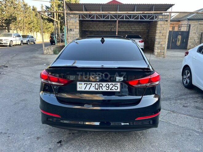 Hyundai Elantra 2016, 237,000 km - 2.0 l - Bakı