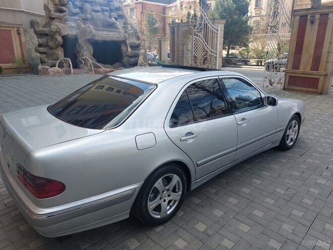 Mercedes E 220 1999, 485,000 km - 2.2 l - Bakı