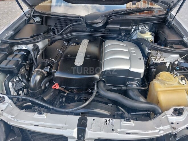 Mercedes E 220 1999, 485,000 km - 2.2 l - Bakı