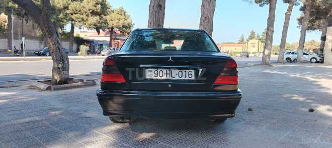 Mercedes C 240 2000, 234,123 km - 2.4 l - Bakı