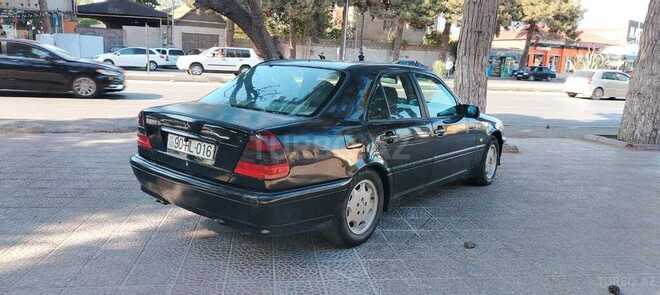 Mercedes C 240 2000, 234,123 km - 2.4 l - Bakı