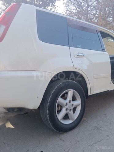 Nissan X-Trail 2001, 200,559 km - 2.0 l - Bakı