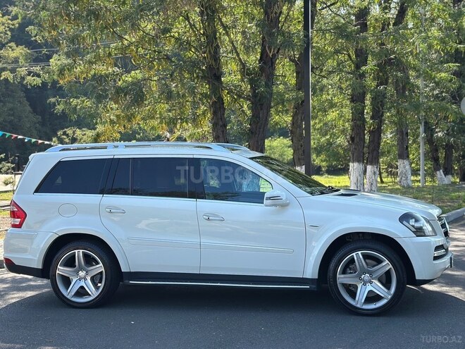 Mercedes GL 500 4MATIC 2012, 194,000 km - 5.5 l - Bakı