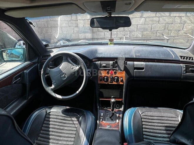Mercedes E 230 1997, 250,000 km - 2.3 l - Bakı