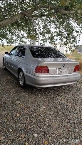 BMW 528 1997, 350,000 km - 2.8 l - Salyan